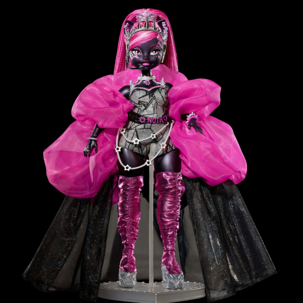 🐝●Monster High 2025 Fang Vote Catty Noir Doll